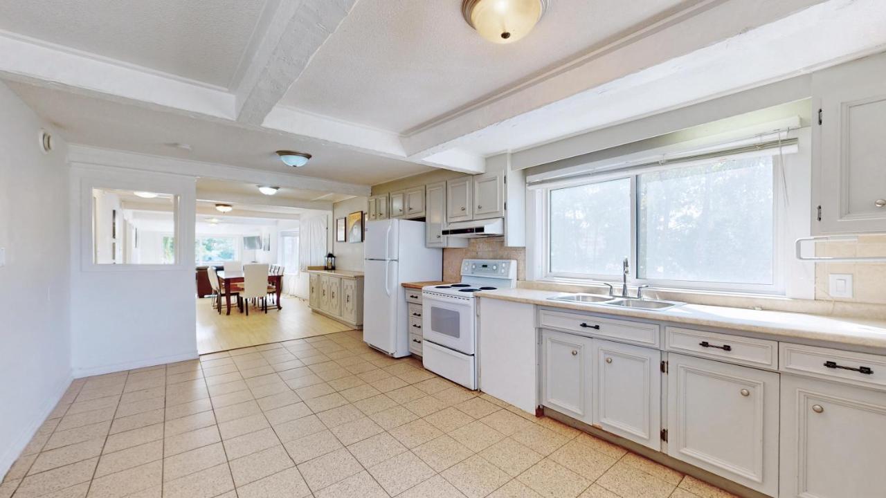 Main Beach River Retreat - Wasaga Beach 1 - Main Strip - 95 Mosley St מראה חיצוני תמונה
