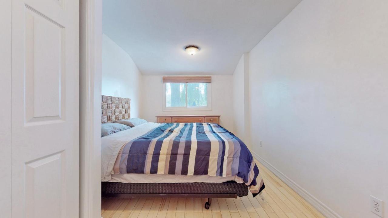 Main Beach River Retreat - Wasaga Beach 1 - Main Strip - 95 Mosley St מראה חיצוני תמונה