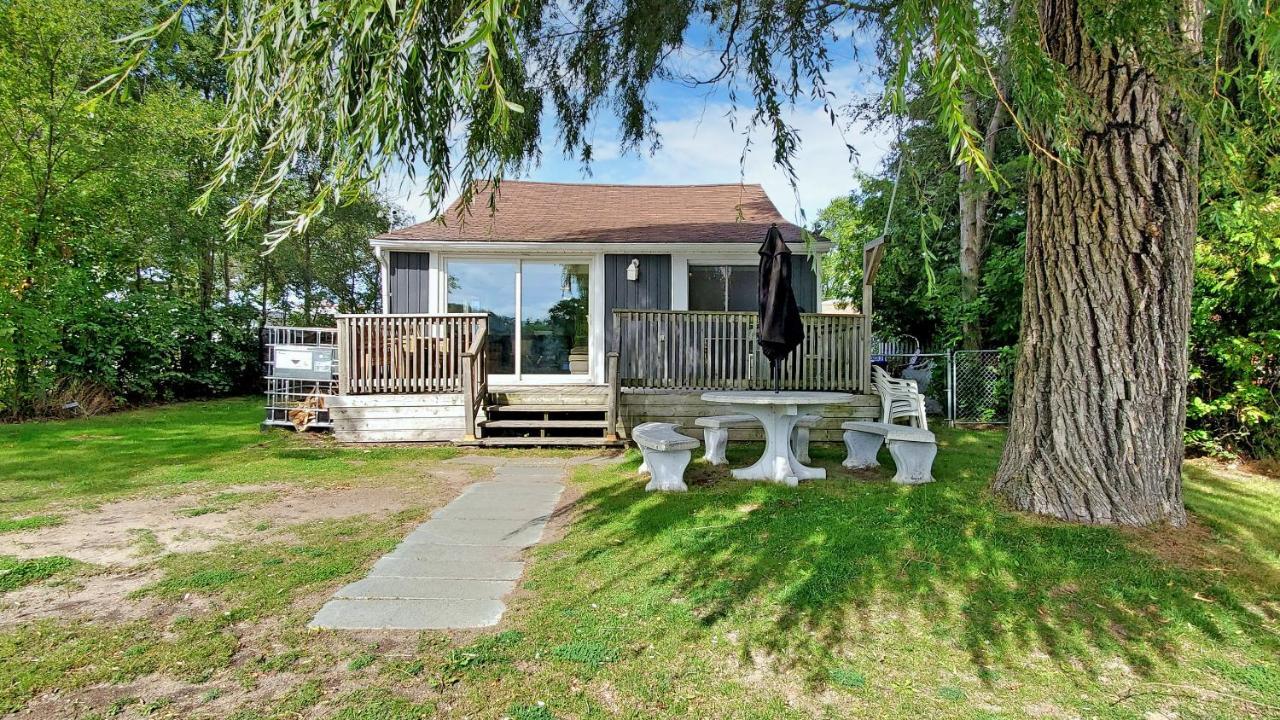 Main Beach River Retreat - Wasaga Beach 1 - Main Strip - 95 Mosley St מראה חיצוני תמונה