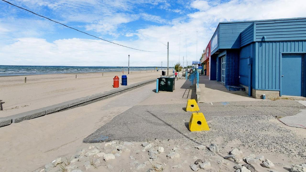 Main Beach River Retreat - Wasaga Beach 1 - Main Strip - 95 Mosley St מראה חיצוני תמונה