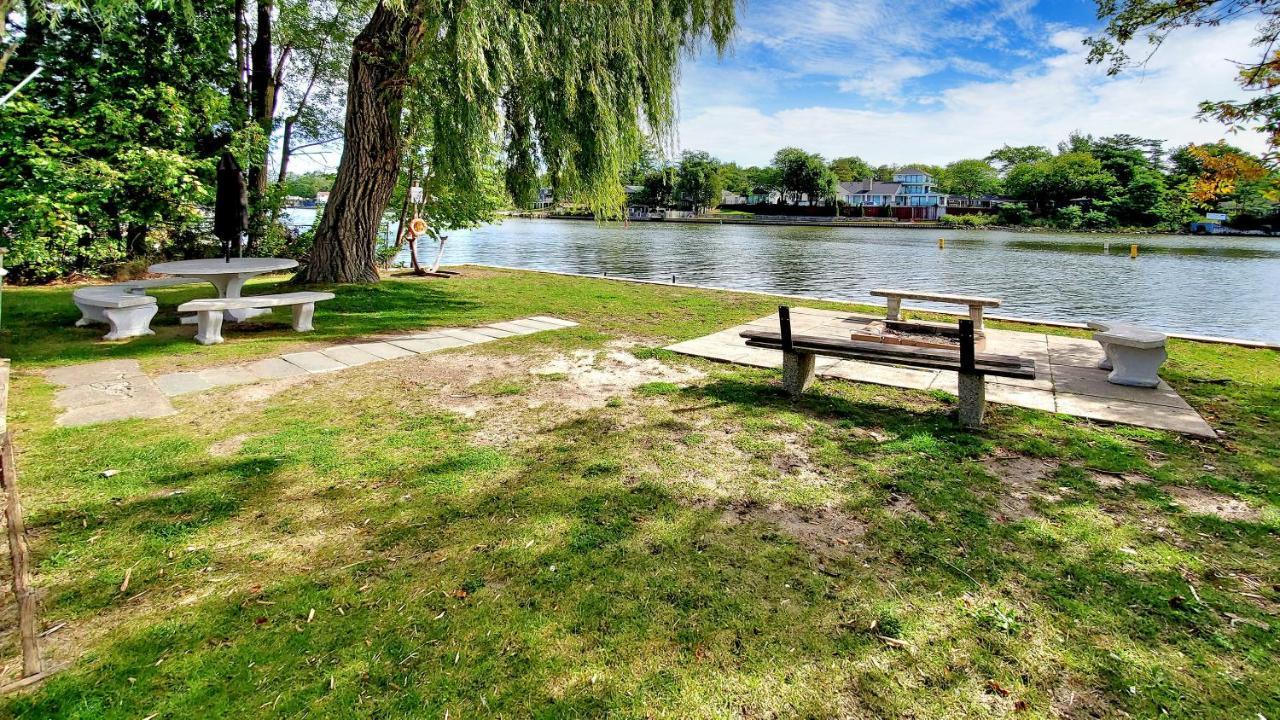 Main Beach River Retreat - Wasaga Beach 1 - Main Strip - 95 Mosley St מראה חיצוני תמונה