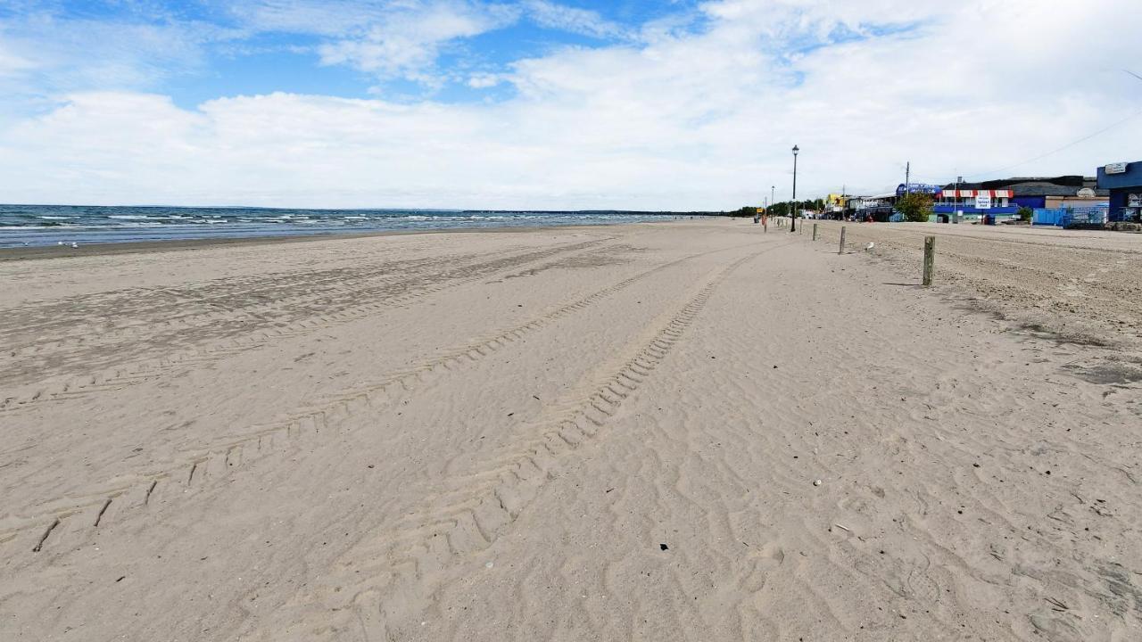 Main Beach River Retreat - Wasaga Beach 1 - Main Strip - 95 Mosley St מראה חיצוני תמונה