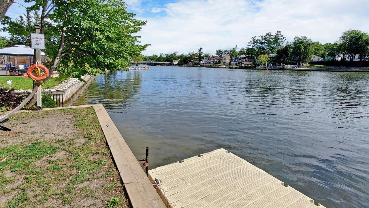 Main Beach River Retreat - Wasaga Beach 1 - Main Strip - 95 Mosley St מראה חיצוני תמונה