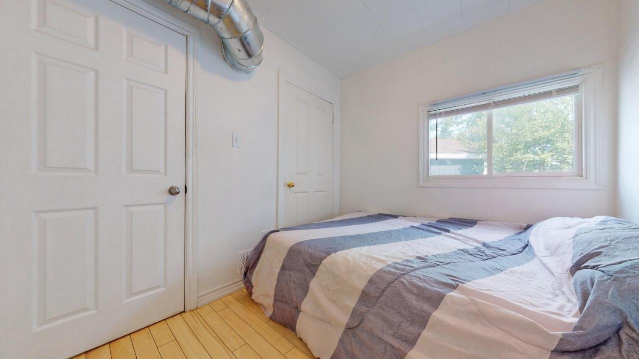 Main Beach River Retreat - Wasaga Beach 1 - Main Strip - 95 Mosley St מראה חיצוני תמונה